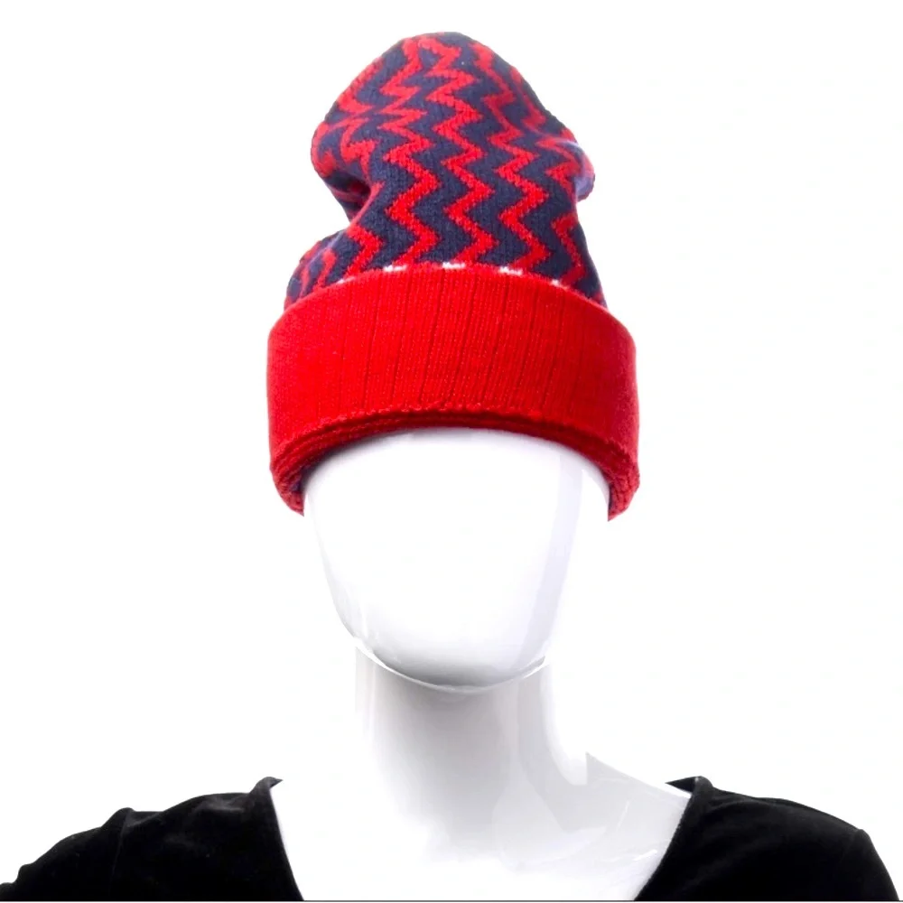 GUCCI Wool Zig Zag Knit Beanie, Unisex. NWT
